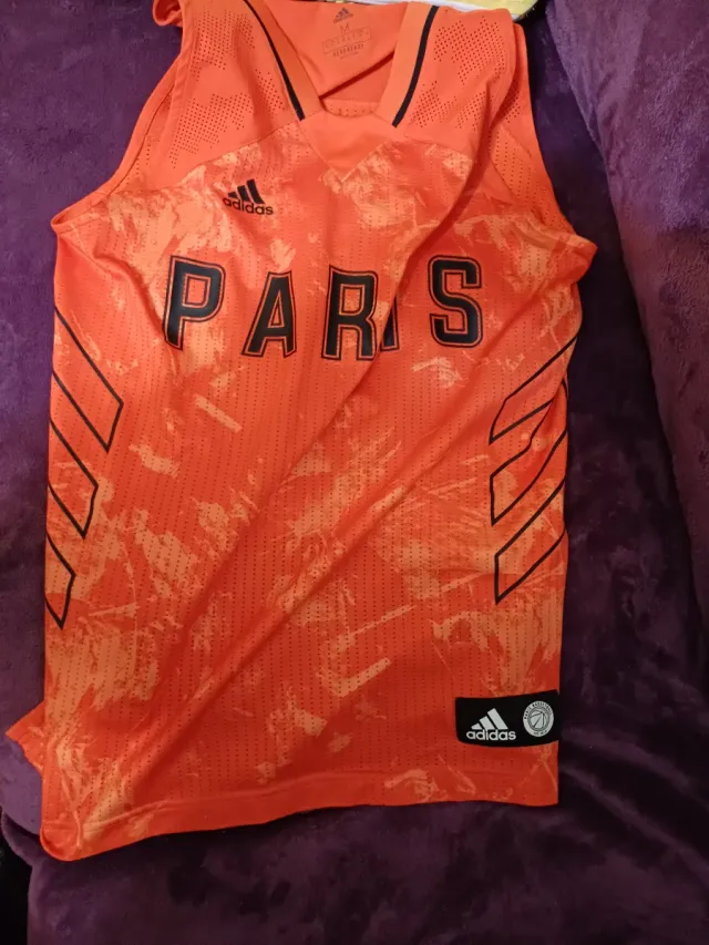 Camiseta Adidas Basketball PARIS Talla M