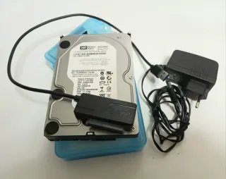 Adaptador SATA a USB+ Disco duro interno