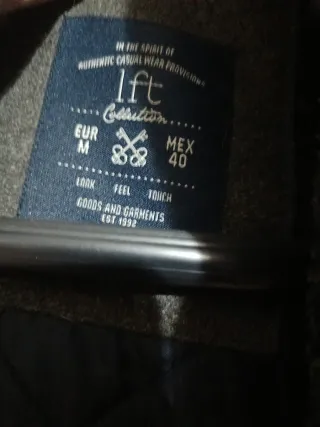 Cazadora gris con forro interior