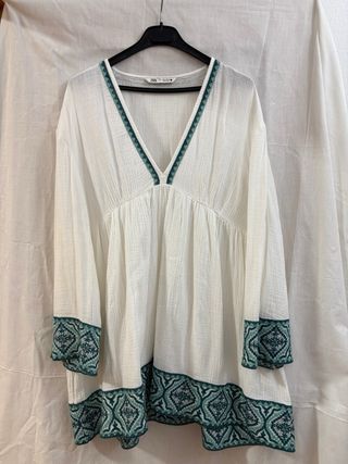 Vestido blanco Zara bordado
