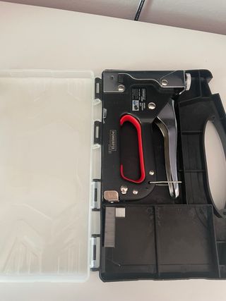 Pistola tapicera Powerfix