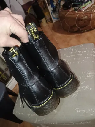 Dr. Martens Scarpe Nere Stivaletti