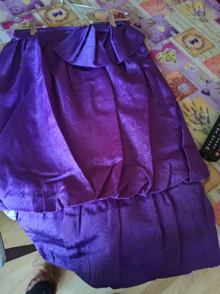 Conjunto falda y chaqueta Moaré morado