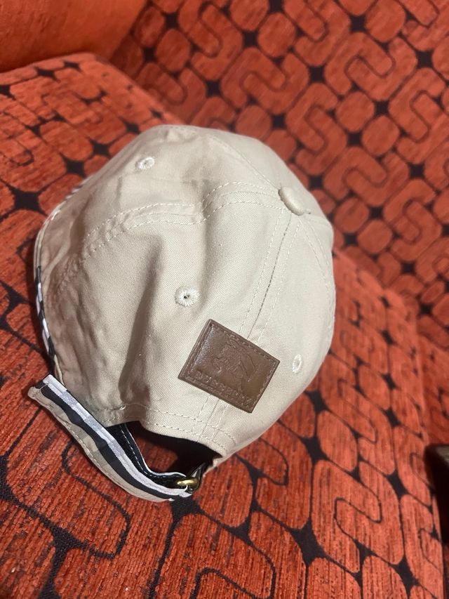 Gorra Burberry Beige y Multicolor
