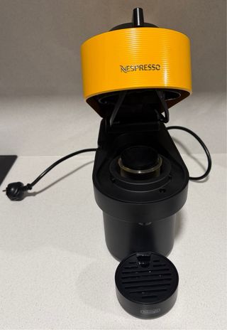Cafetera Nespresso Vertuo Pop Mango Yellow