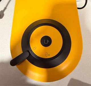 Cafetera Nespresso Vertuo Pop Mango Yellow