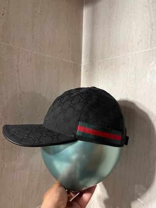 Gorra Gucci Negra con Rayas Verdes y Rojas