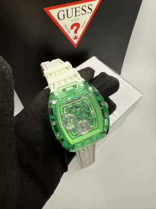 Reloj Guess Verde y Blanco