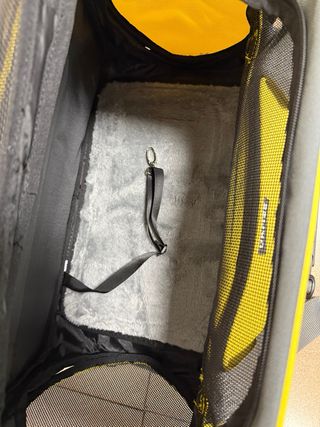 Transportín para gatos gris y amarillo