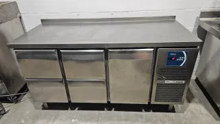 Bajo mostrador industrial