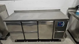 Bajo mostrador industrial