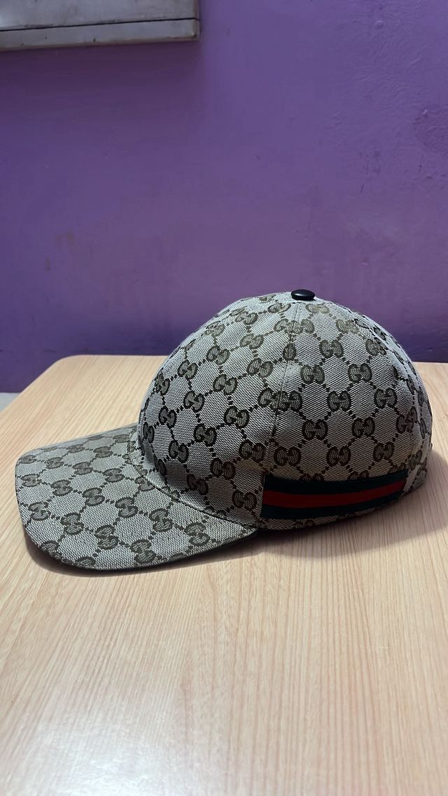 Gorra Gucci GG Beige y Marrón