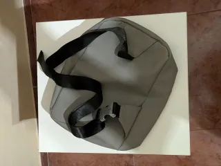 Riñonera impermeable gris