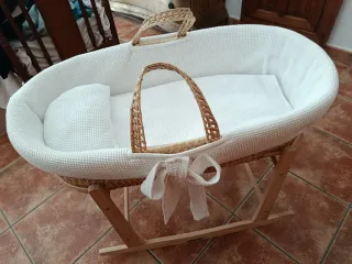 Moisés palma y madera