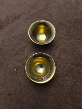 2 morteros miniatura de bronce