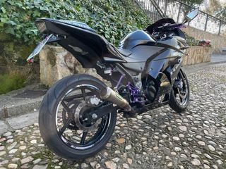 Kawasaki Ninja 250R Negra