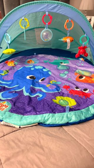 Capota playa bebé actividades