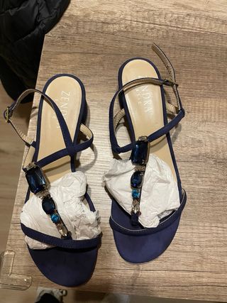 Sandalias Zendra Talla 37 dos usos