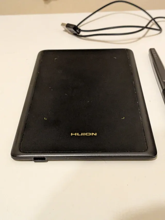 Tableta Gráfica Huion H420X + Lápiz