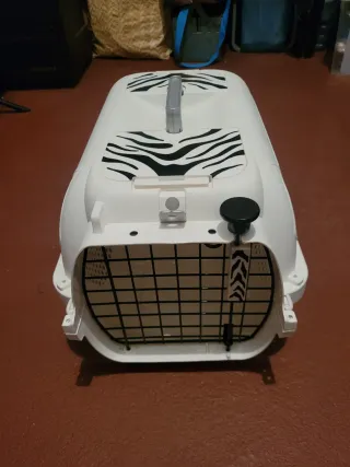 Transportín para mascotas blanco y negro