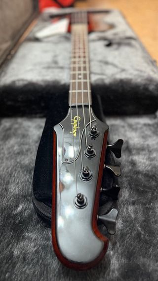 Bajo Eléctrico Epiphone Thunderbird IV Coreano