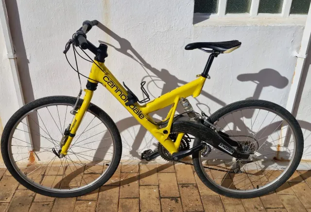 Cannondale Super V Doble Suspensión