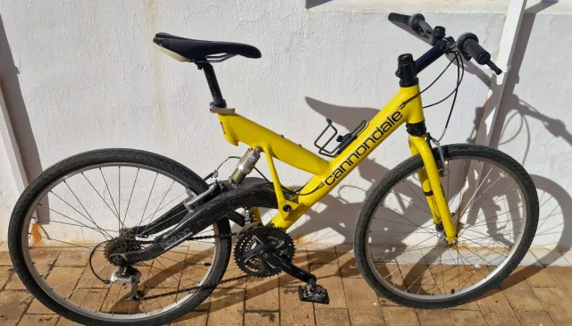 Cannondale Super V Doble Suspensión