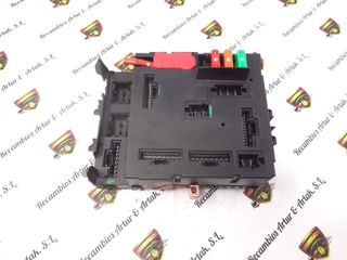Caja de fusibles SMART A4519001402 A4519016900 A4519028400 5WK45148AR