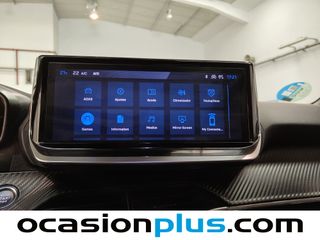 Peugeot 2008 Allure Hybrid eDCS6 100 kW (136 CV)