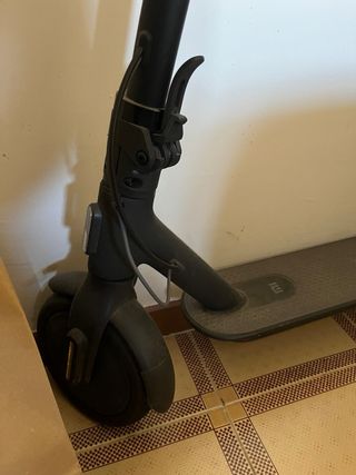 Patinete Eléctrico Xiaomi Mi Essential