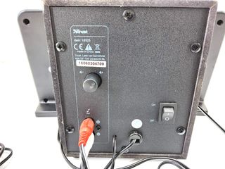 altavoces pc trust 18925