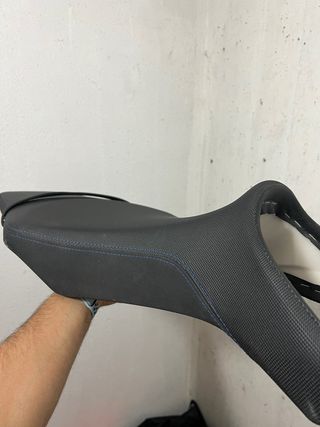 Asiento Yamaha MT09SP