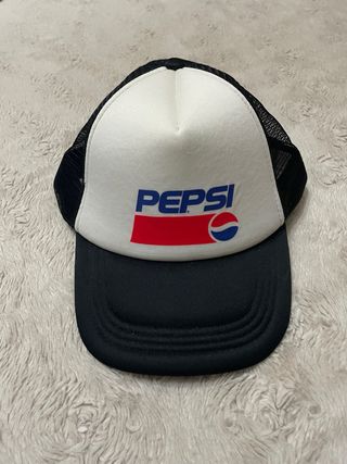 Gorra Pepsi Trucker Blanca y Negra