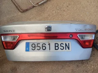 Maletero Seat Toledo Plata