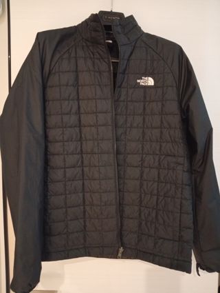 Chaqueta The North Face acolchada negra