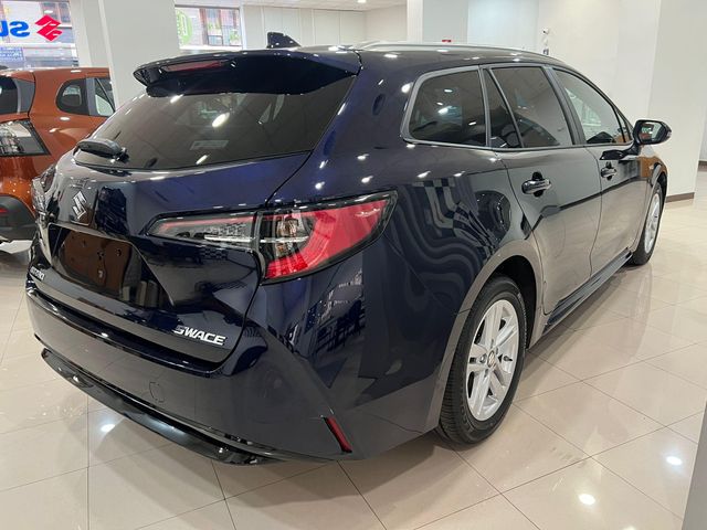 Suzuki Swace 1.8 GLE Hybrid