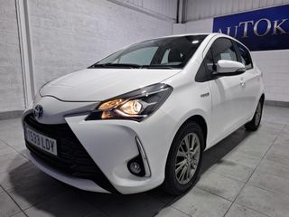 TOYOTA Yaris 1.5 100H Active