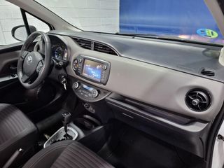 TOYOTA Yaris 1.5 100H Active