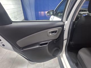 TOYOTA Yaris 1.5 100H Active
