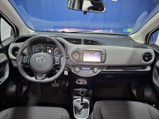 TOYOTA Yaris 1.5 100H Active