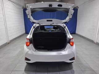 TOYOTA Yaris 1.5 100H Active