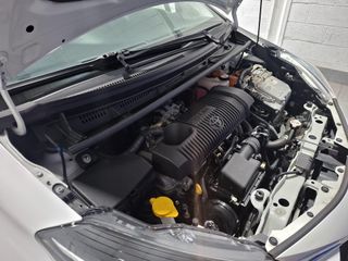 TOYOTA Yaris 1.5 100H Active