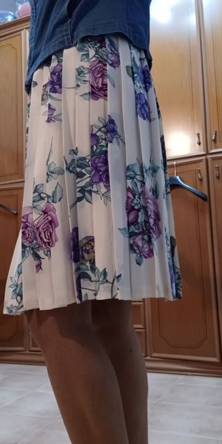 Giacca jeans e gonna a fiori vintage