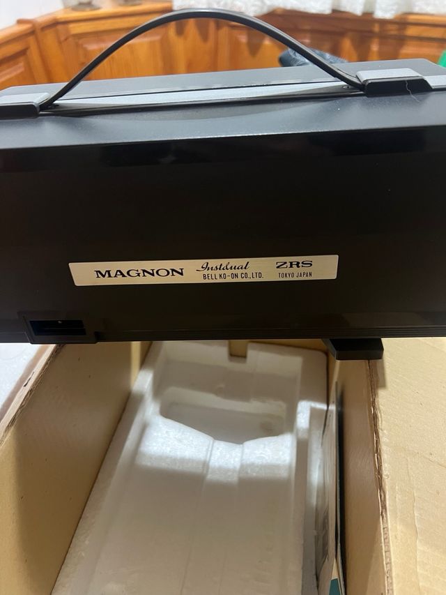 Proyector Magnon 800 Instdual ZRS