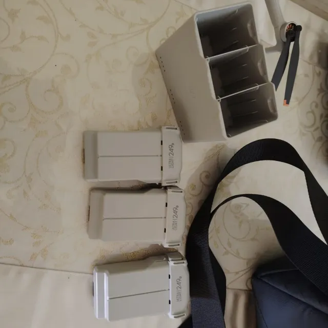 DJI Mini 3 Drone + Borsa