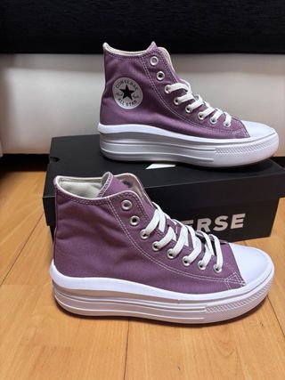 Converse plataforma morado y blanco