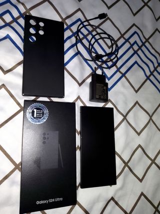 Samsung S24 Ultra 256GB Gris + Caja y Cargador