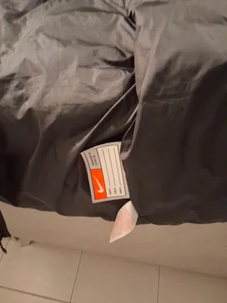 Chaqueta Nike Talla M Niños 8-10 años como Nueva