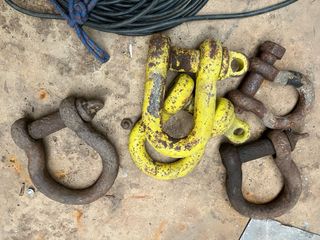 Grilletes de diferentes tonelajes