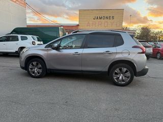 SOLO 167€ MES PEUGEOT 2008 STYLE 1.6HDI 100cv 2018